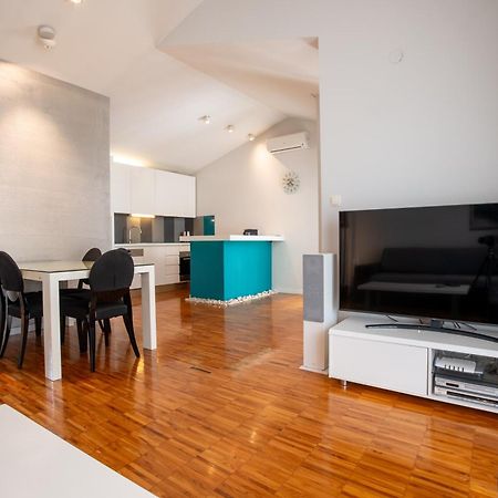 In The Heart Of Split Apartment Ngoại thất bức ảnh