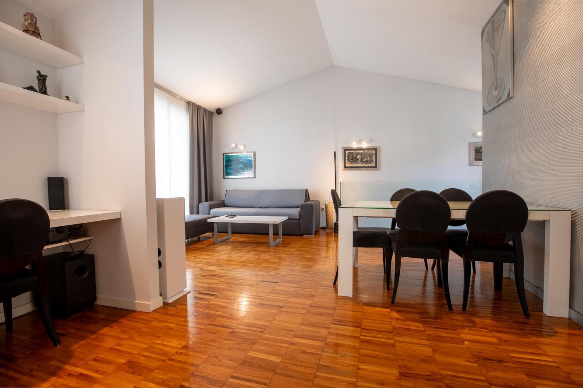 In The Heart Of Split Apartment Ngoại thất bức ảnh